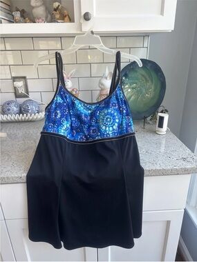 Black & Blue Patterned Tankini Dress Swimwear